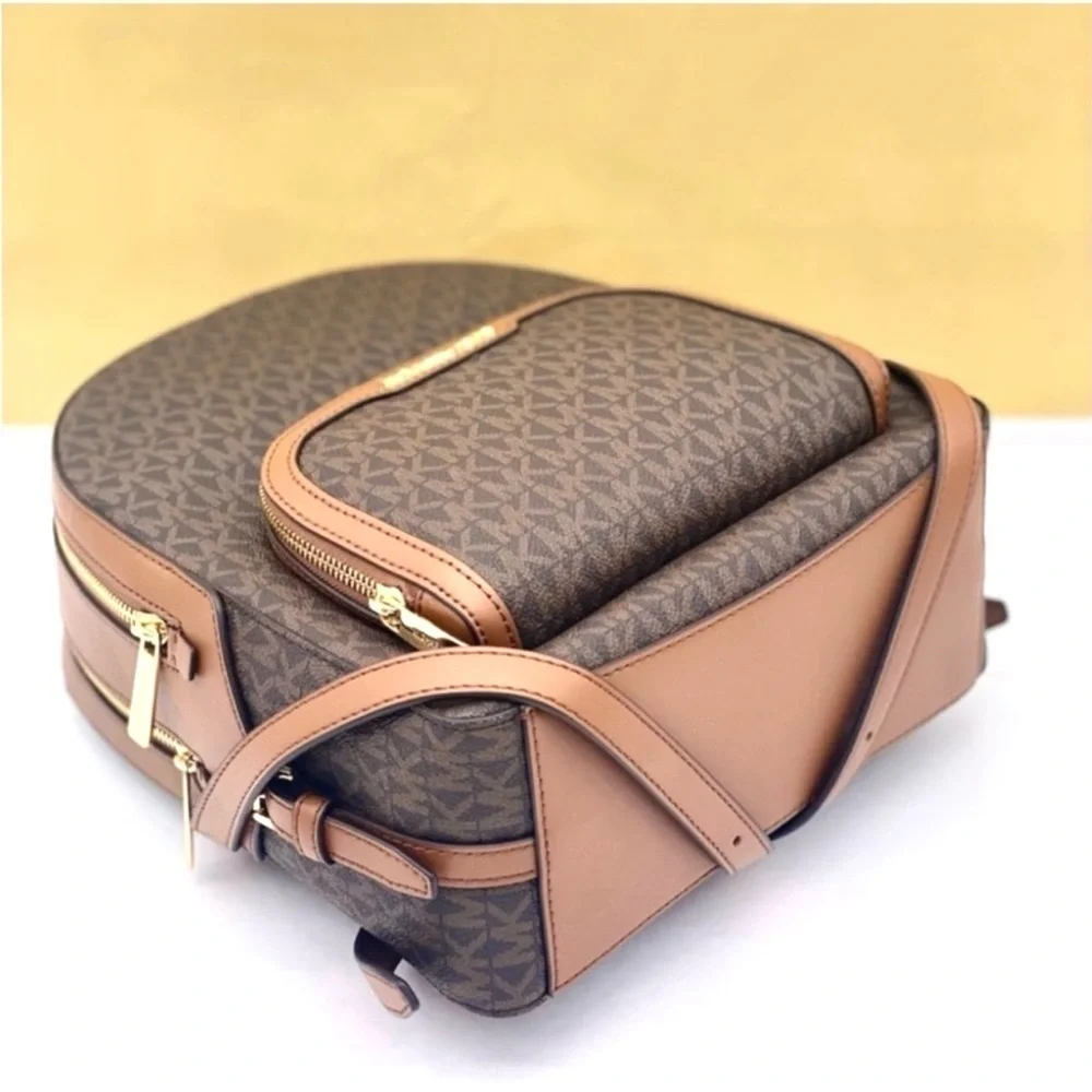 MICHAEL KORS JAYCEE MEDIUM BACKPACK & LARGE DOUBLE ZIP WALLET SET BROWN/GOLD